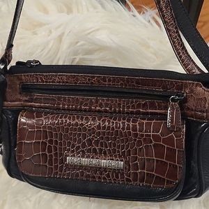 Brighton wallet purse with exceptional room for all your necessities. VGUC.